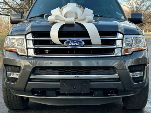 Used 2017 Ford Expedition EL Limited image 2