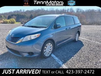 Used 2017 Toyota Sienna LE video 1