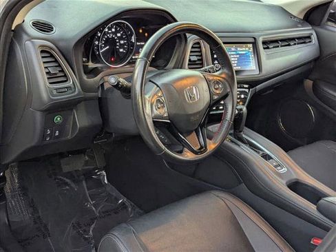 Used 2021 Honda HR-V EX-L image 10