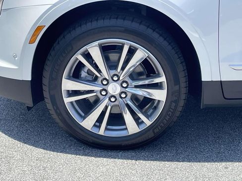 New 2025 Cadillac XT5 Premium Luxury w/ Technology Package image 8