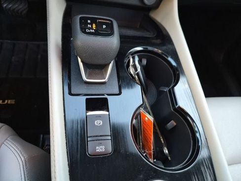 Used 2023 Nissan Rogue SL w/ SL Premium Package AWD/4WD image 25