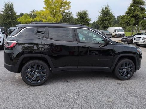 New 2026 Jeep Compass Latitude AWD/4WD image 3