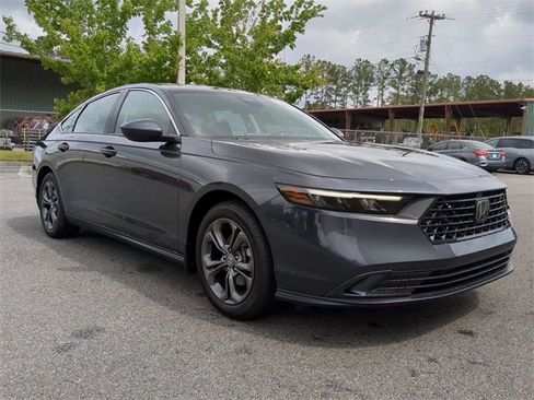 Used 2023 Honda Accord EX image 2