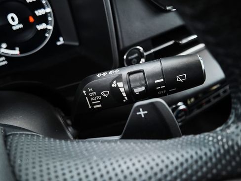 Used 2023 Mitsubishi Outlander SEL AWD/4WD image 24