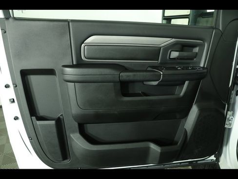 Used 2024 RAM 3500 Tradesman image 19