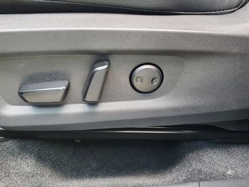 New 2025 Nissan Murano SV w/ Cargo Package image 14