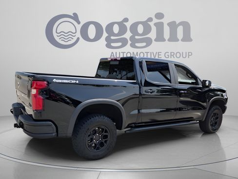 Used 2024 Chevrolet Silverado 1500 ZR2 w/ ZR2 Bison Edition AWD/4WD image 5