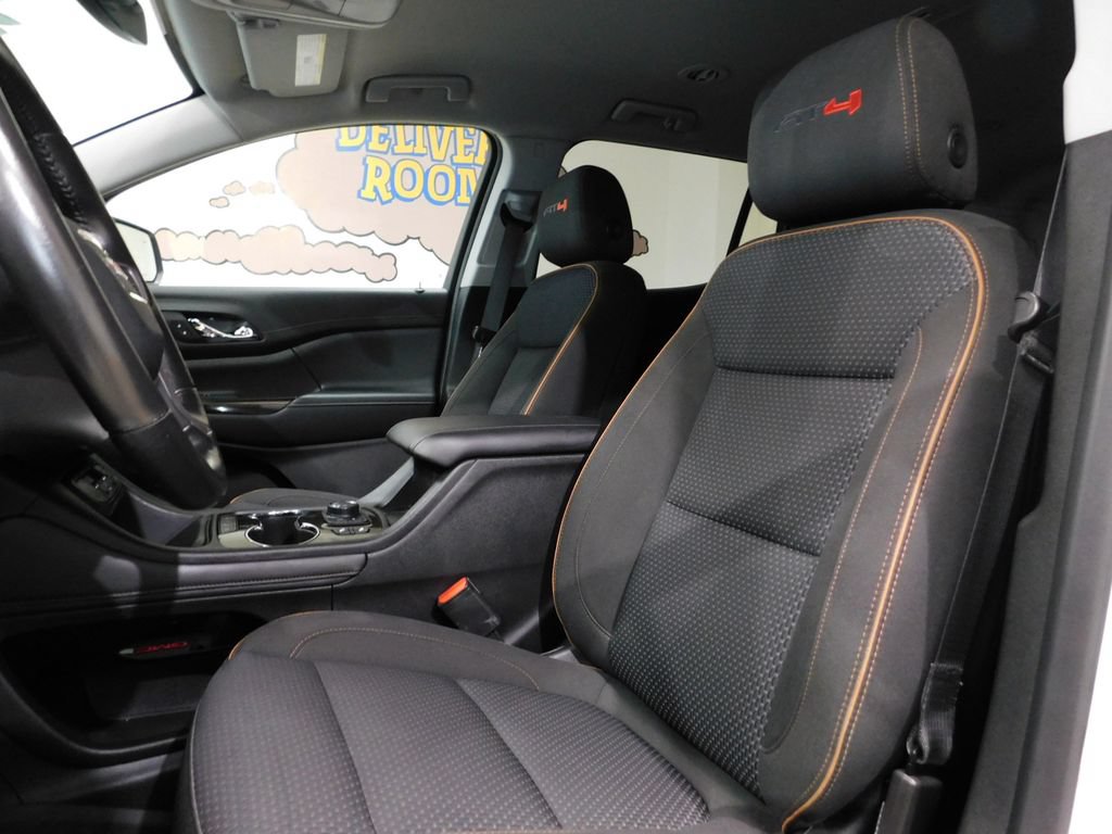 Used 2021 GMC Acadia AT4 AWD/4WD image 30