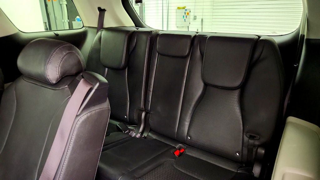 Used 2024 Kia Carnival SX Prestige FWD image 22