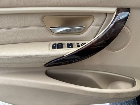 Used 2014 BMW 328i xDrive Sedan AWD/4WD image 17