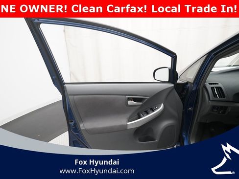 Used 2011 Toyota Prius Five image 26
