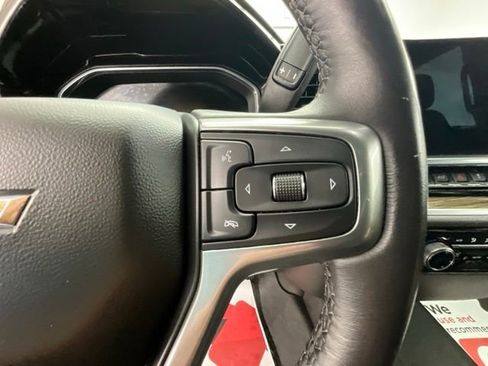Used 2022 Chevrolet Silverado 1500 LT AWD/4WD image 18