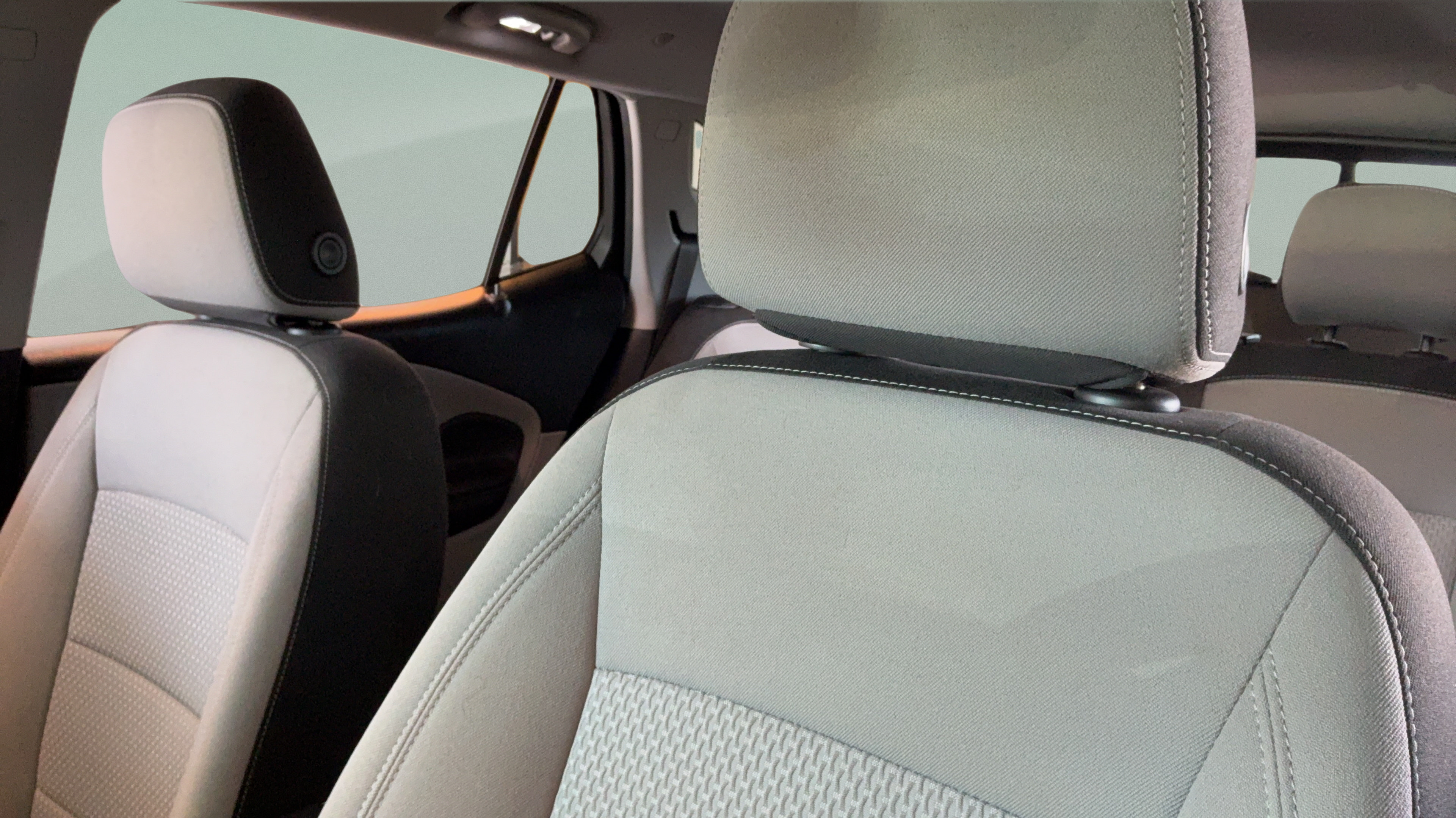 Used 2022 GMC Terrain SLE w/ Driver Convenience Package FWD image 25