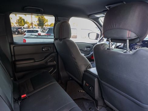 Used 2023 Nissan Frontier PRO-4X w/ Pro Convenience Package image 16