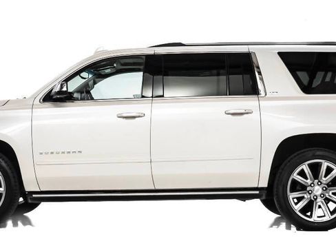 Used 2015 Chevrolet Suburban LTZ image 6