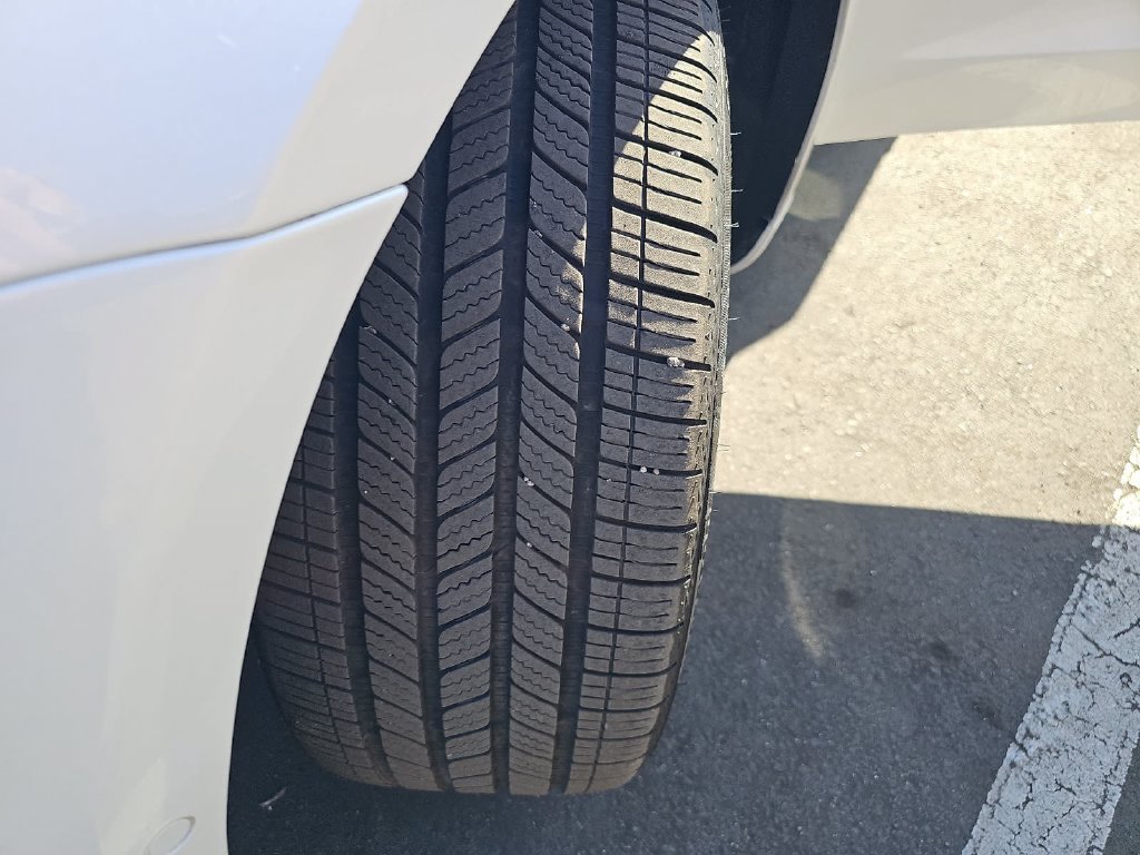Used 2021 Tesla Model 3 Long Range AWD/4WD image 36