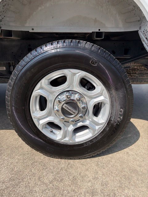 Used 2025 Ford F250 XLT w/ F-250 >10K GVWR Package AWD/4WD image 10