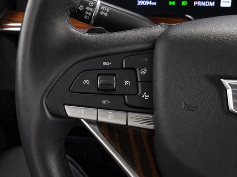 Used 2023 Cadillac Escalade ESV Luxury RWD image 38