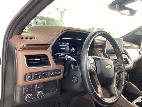 Used 2022 Chevrolet Tahoe High Country AWD/4WD image 10