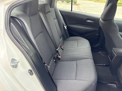 Used 2021 Toyota Corolla LE FWD image 14