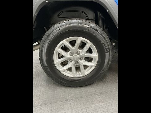 Used 2023 Jeep Wrangler Sport AWD/4WD image 34