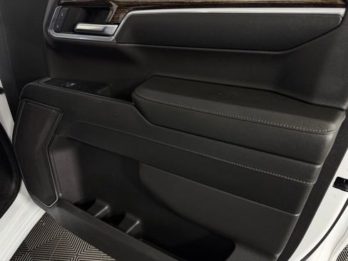 Used 2024 GMC Sierra 1500 SLE w/ X31 Off-Road Package image 32