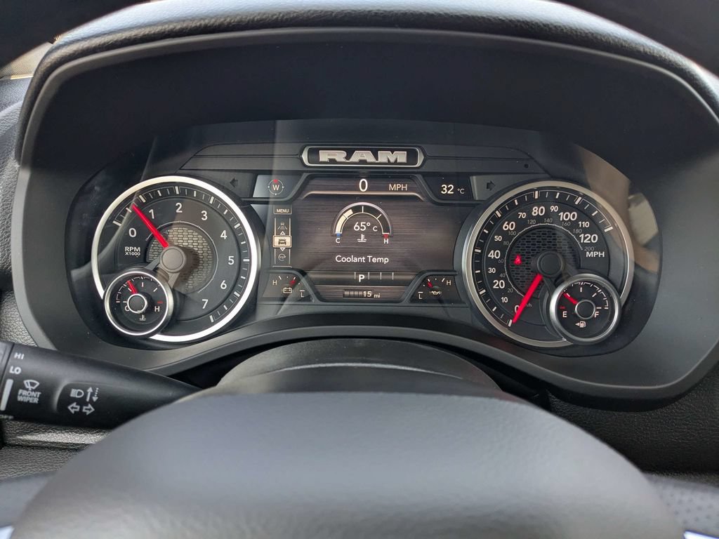 New 2026 RAM 1500 Express AWD/4WD image 26