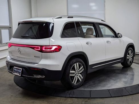 Used 2023 Mercedes-Benz EQB 300 4MATIC w/ Exclusive Package image 9