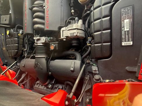 Used 2002 Chevrolet Corvette Coupe w/ Preferred Equipment Group2 image 30