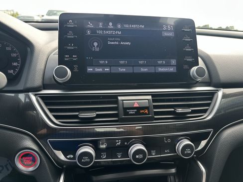 Used 2022 Honda Accord Sport image 18