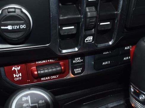 Used 2024 Jeep Wrangler Unlimited Rubicon image 19