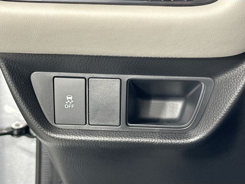 Used 2026 Honda HR-V LX image 10