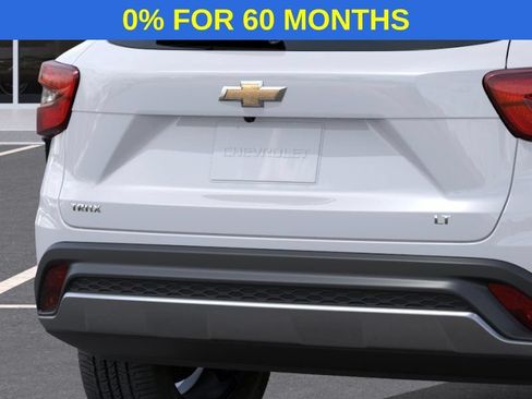 New 2026 Chevrolet Trax LT w/ LT Convenience Package FWD image 14