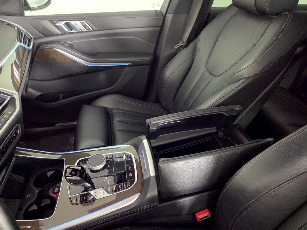 Used 2022 BMW X5 xDrive45e w/ Premium Package AWD/4WD image 21