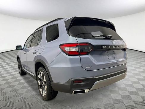 New 2026 Honda Pilot Touring image 4
