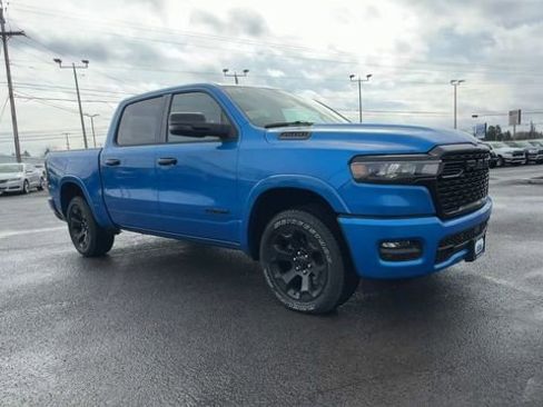New 2026 RAM 1500 4x4 Crew Cab image 2