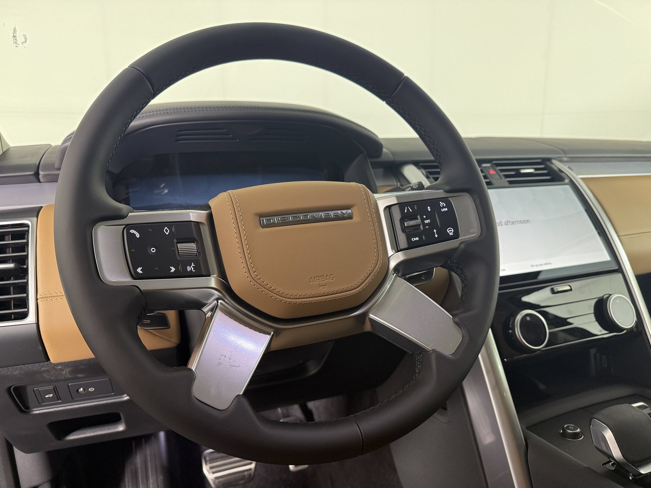 New 2026 Land Rover Discovery Limited Edition AWD/4WD image 11