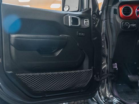 Used 2018 Jeep Wrangler Rubicon image 42