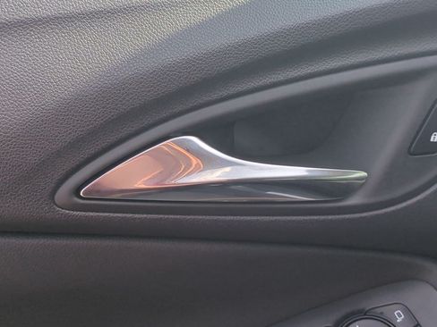 Used 2023 Buick Encore GX Select w/ Sport Touring Package FWD image 14