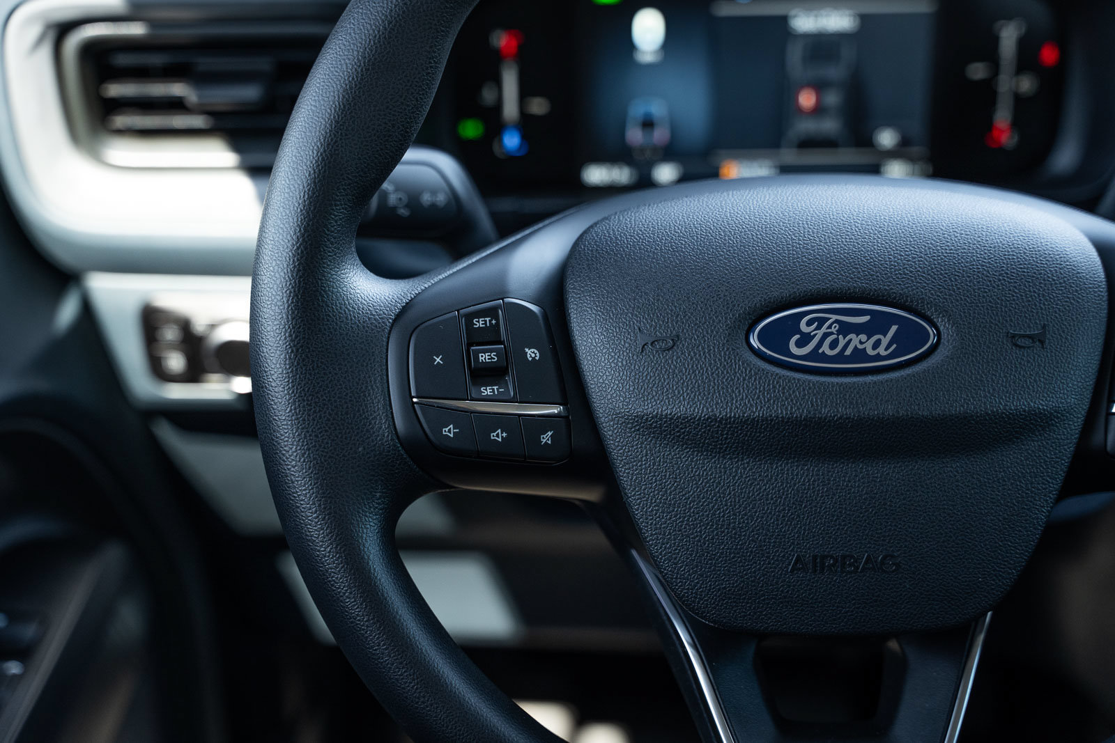 Certified 2025 Ford Maverick XL FWD image 25
