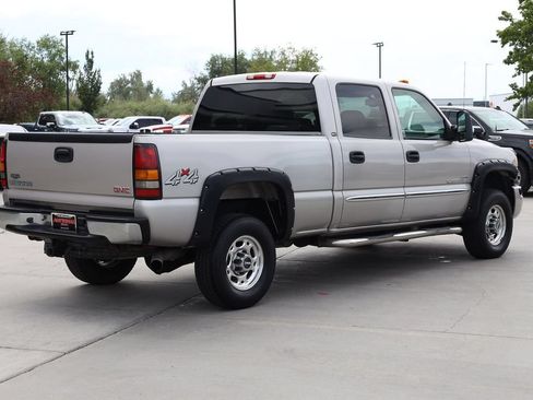 Used 2006 GMC Sierra 2500 SLT w/ Heavy-Duty Power Package AWD/4WD image 6