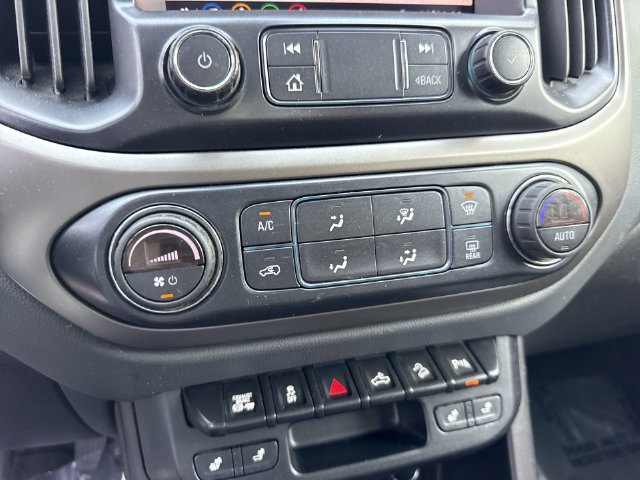 Used 2019 Chevrolet Colorado Z71 AWD/4WD image 19