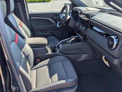 New 2026 Chevrolet Colorado Z71 w/ Technology Package AWD/4WD image 6