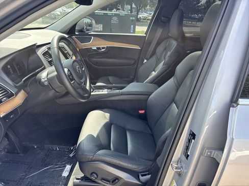 Used 2024 Volvo XC90 B5 Plus AWD/4WD image 15