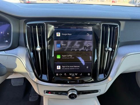 Used 2024 Volvo S60 B5 Core image 16