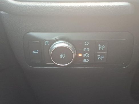 Certified 2022 Ford Escape SEL w/ Technology Package FWD image 30