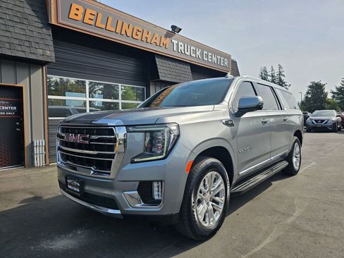 Used 2024 GMC Yukon XL SLT w/ SLT Luxury Package AWD/4WD image 1