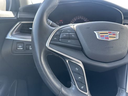 Used 2017 Cadillac XT5 Premium Luxury FWD image 21
