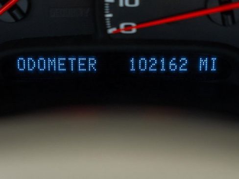 Used 2004 Chevrolet Corvette Convertible w/ Preferred Equipment Group image 38