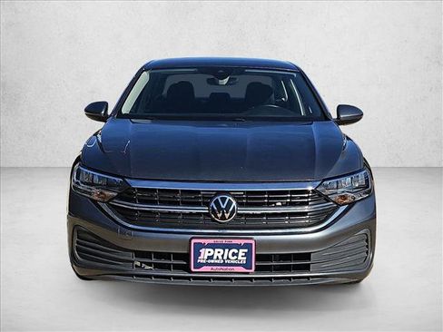 Used 2024 Volkswagen Jetta S image 2